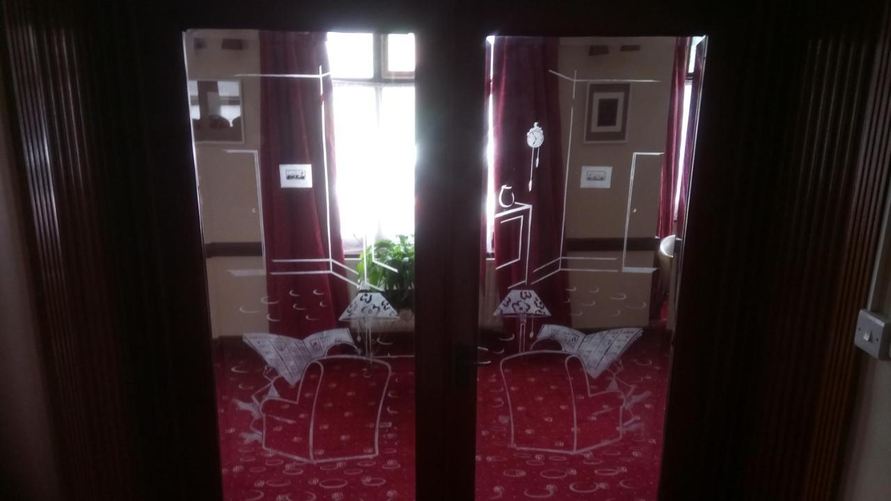 The Rio Bed and Breakfast Γκάλγουεϊ Εξωτερικό φωτογραφία